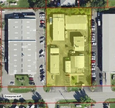 3935 Enterprise Ave, Naples, FL for Rent