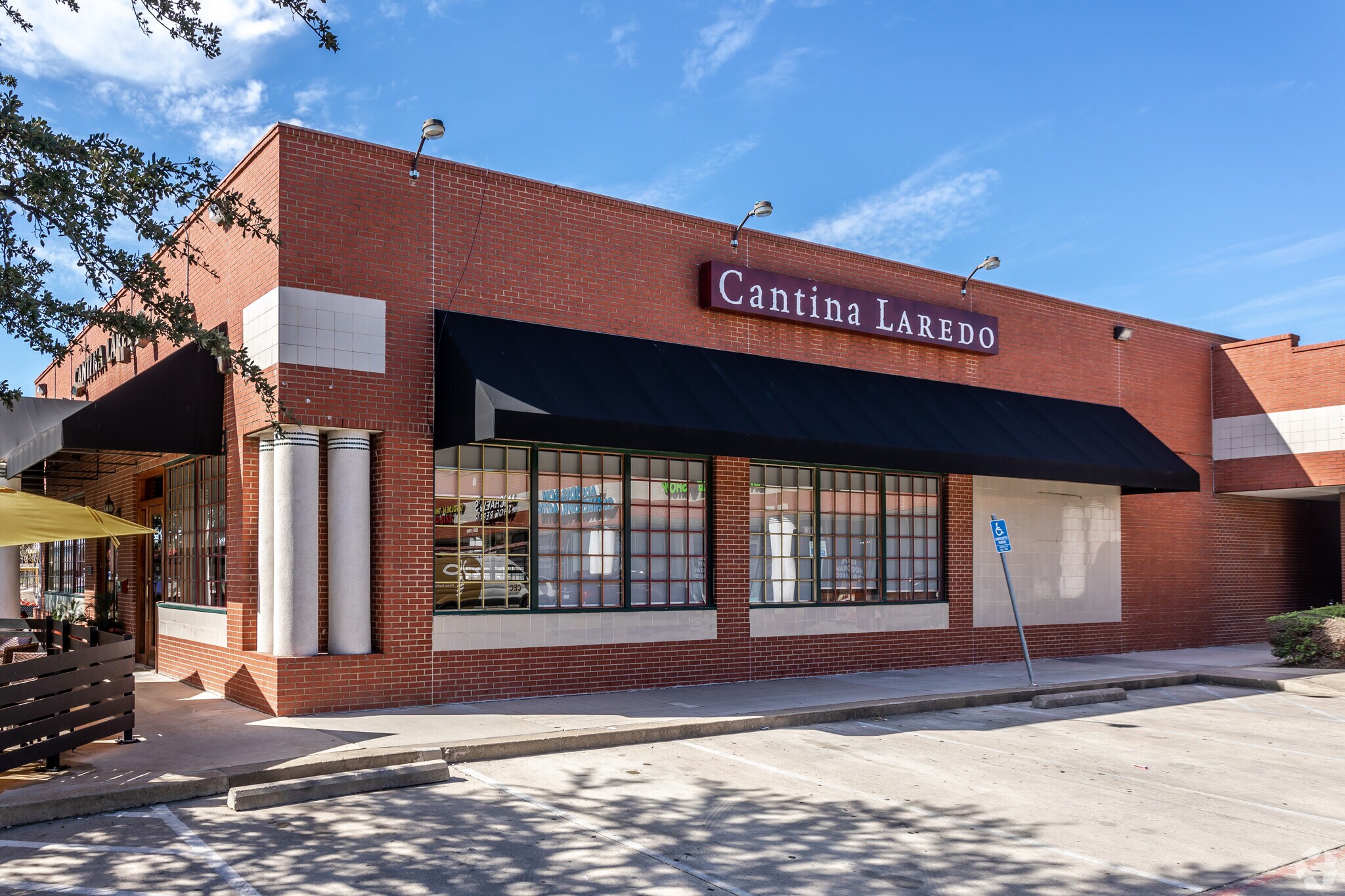 4546 Belt Line Rd, Addison, TX for Rent