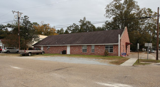 Ponchatoula, LA Office - 300 E Pine St