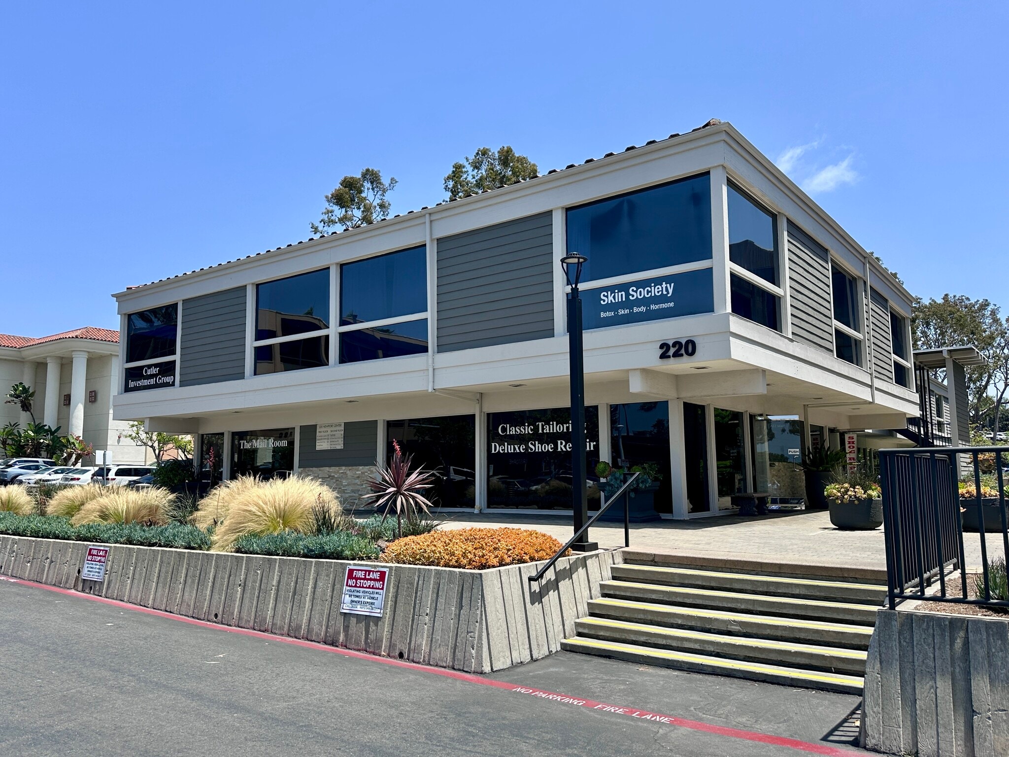 220 Newport Center Dr, Newport Beach, CA for Rent