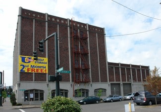 Portland, OR Retail - 407 N Broadway St