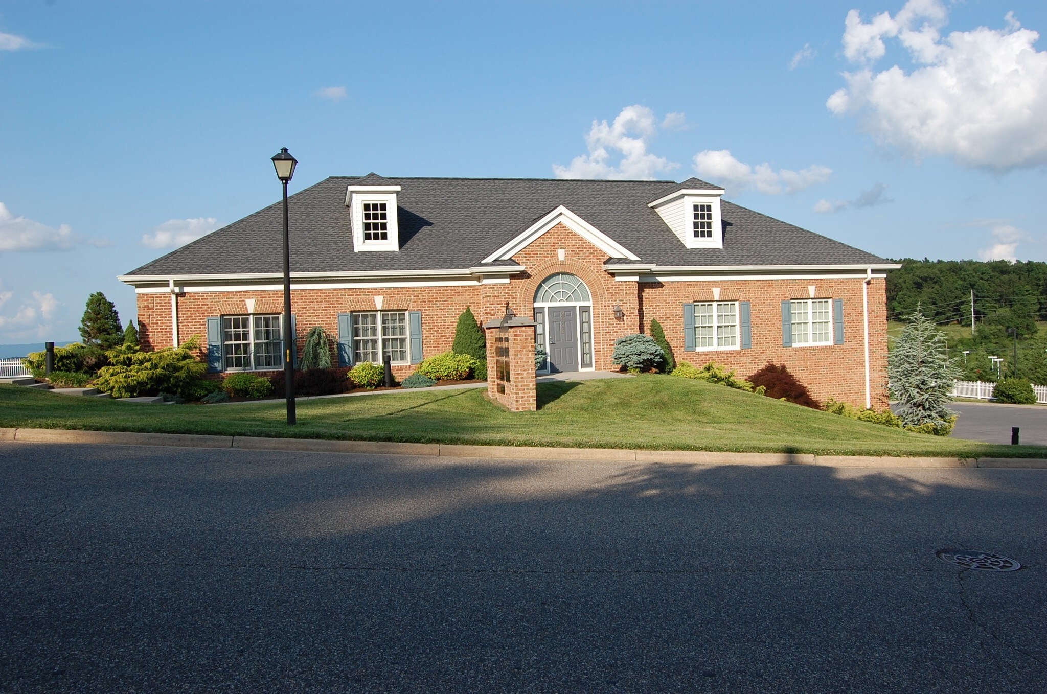 2322 Blue Stone Hills Dr, Harrisonburg, VA for Rent
