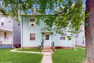 Des Moines, IA Apartments - 1120 23rd St