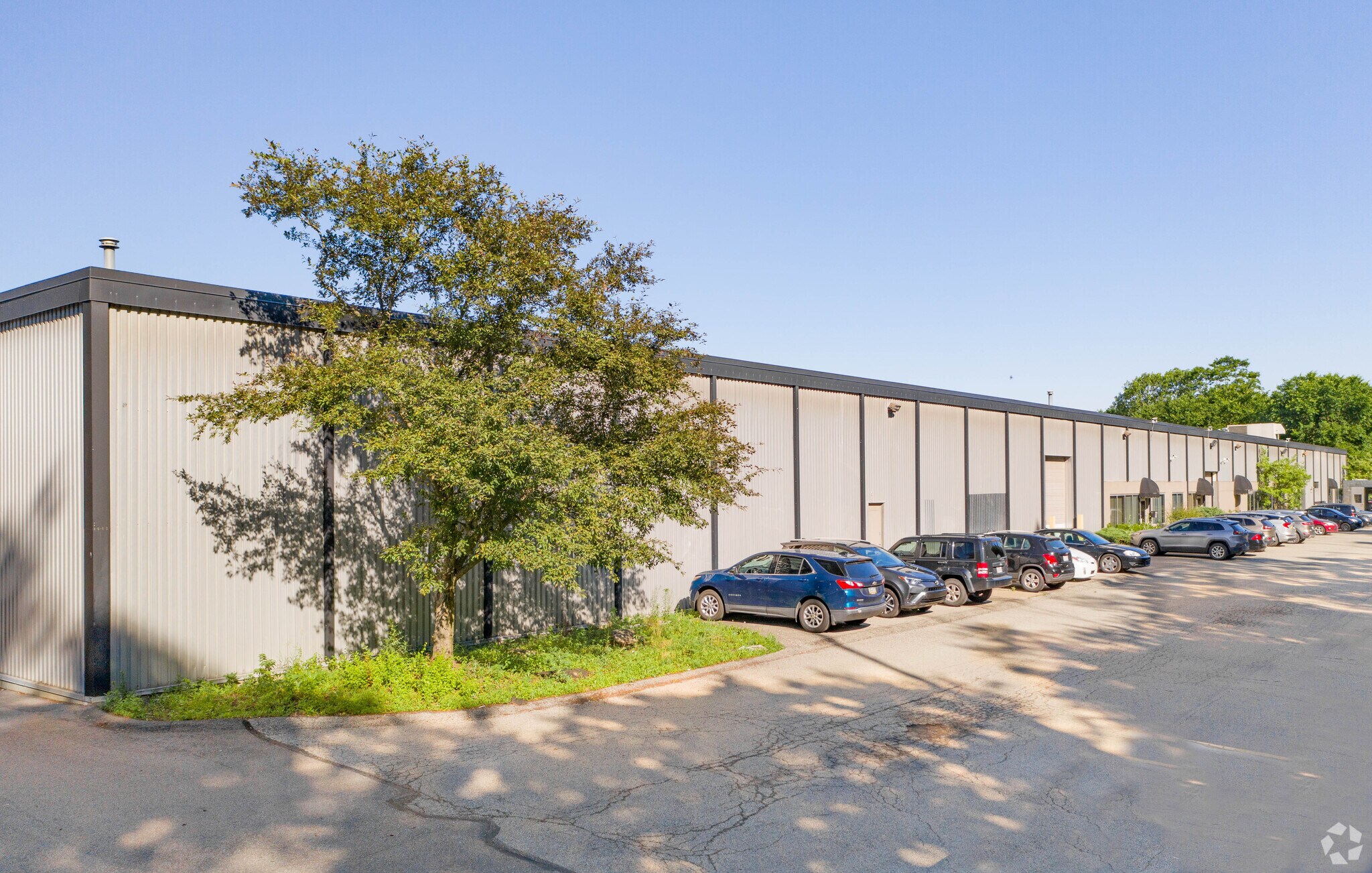 1601-1621 Parkway View Dr, Pittsburgh, PA for Rent
