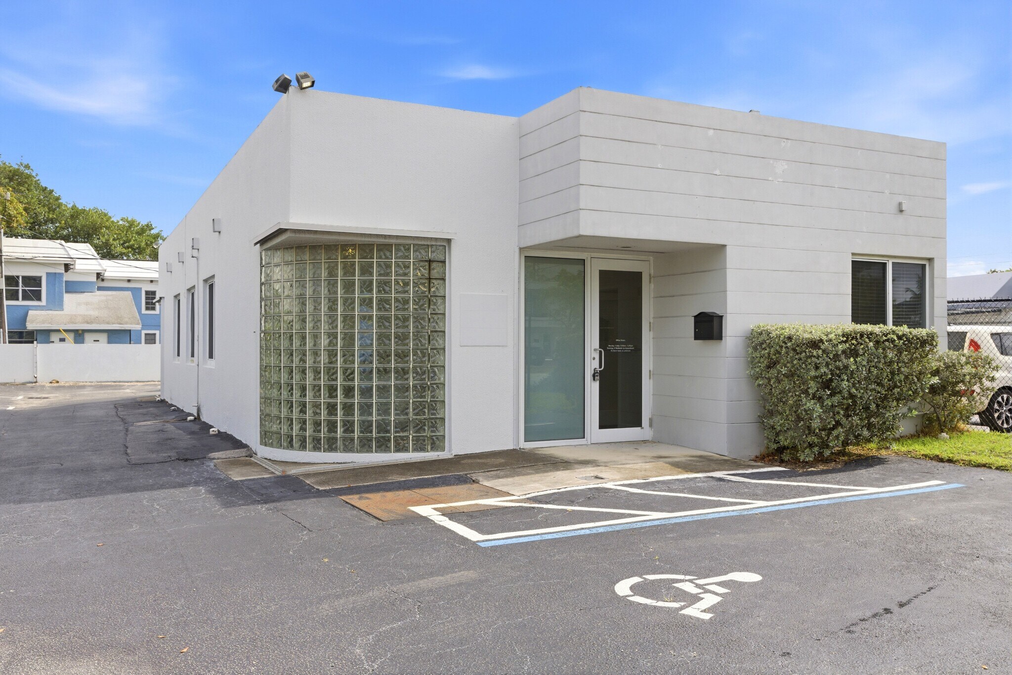 611 NE 13th St, Fort Lauderdale, FL for Rent