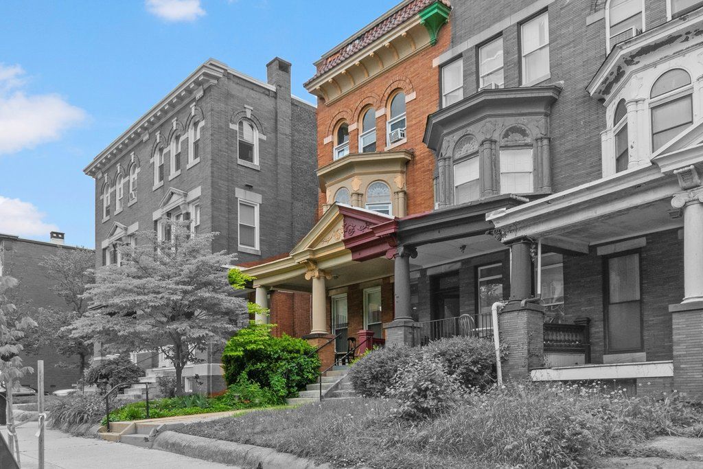 2841 N Calvert St, Baltimore, MD for Sale