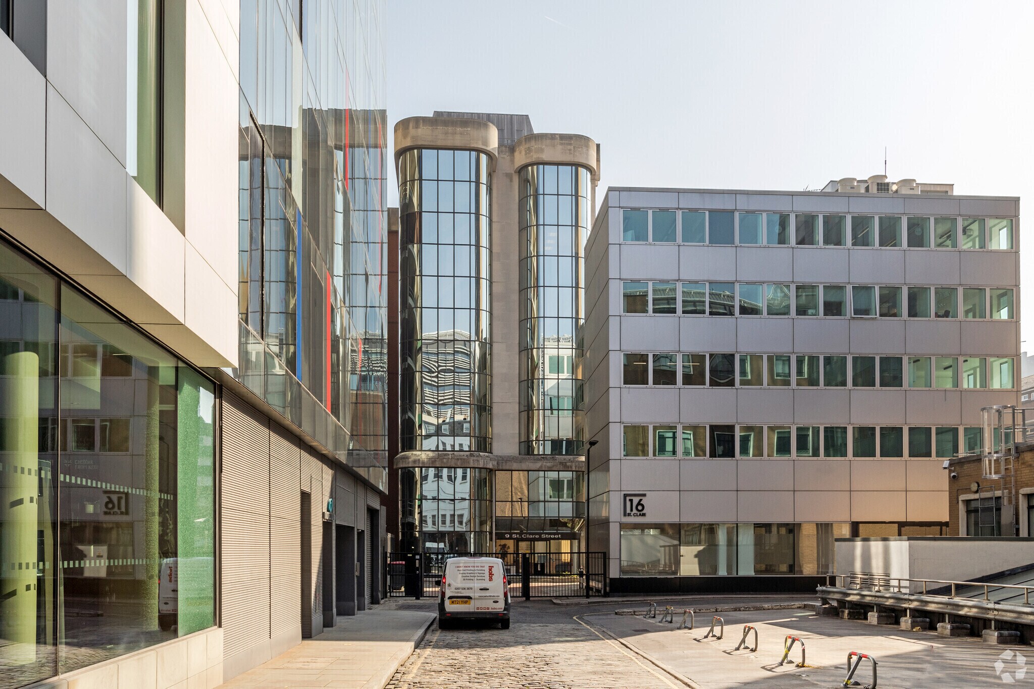 9 St Clare St, London, LND for Rent