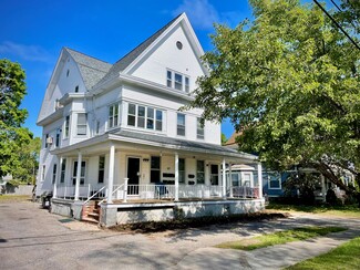 Pawcatuck, CT Apartments - 27 Moss St