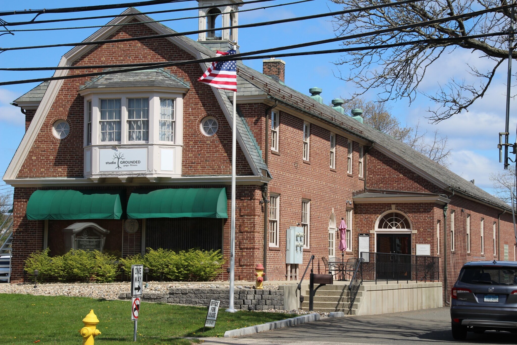 26 Broadway, North Haven, CT for Rent