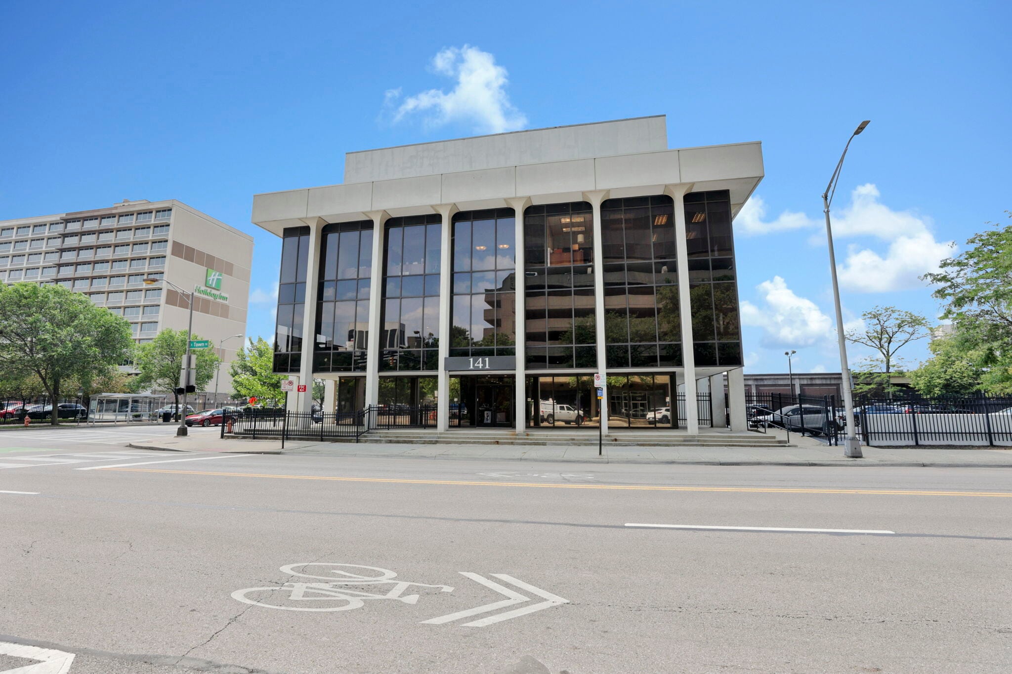 141 E Town St, Columbus, OH for Rent