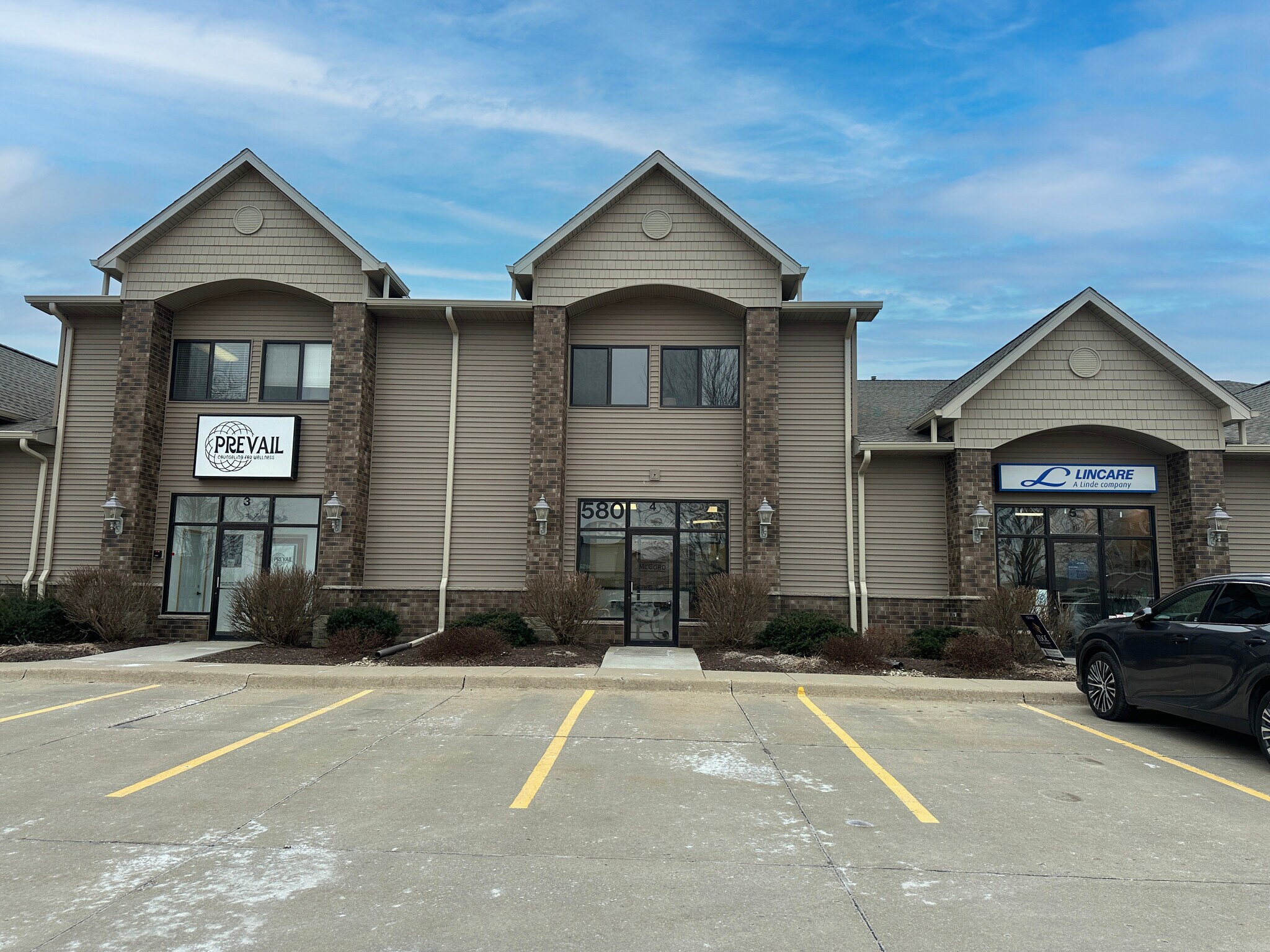 580 Madison Ave, North Liberty, IA for Sale