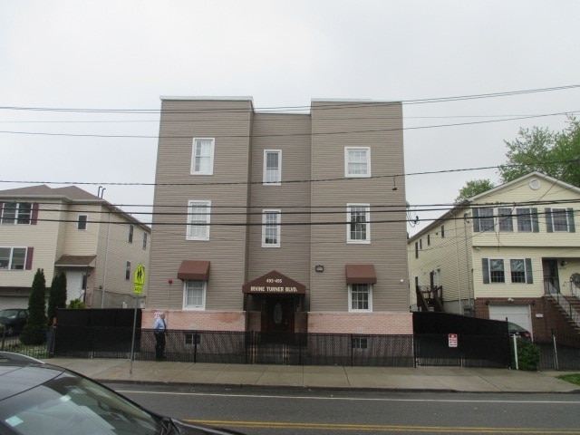 493-495 Irvine Turner Blvd, Newark, NJ for Sale