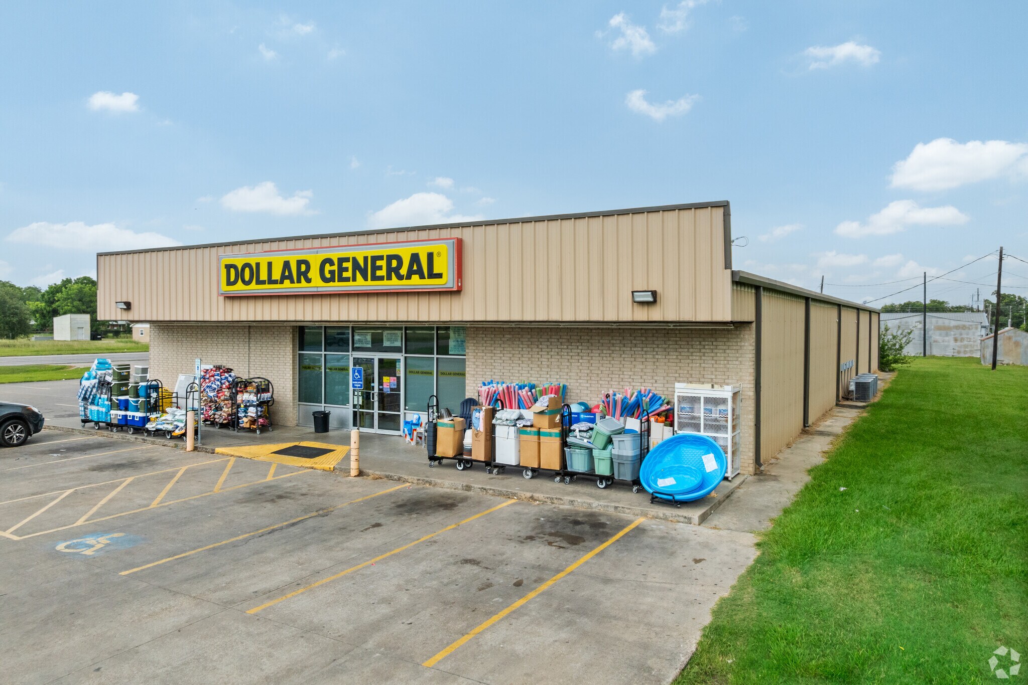 411 Henderson St, Palacios, TX for Sale