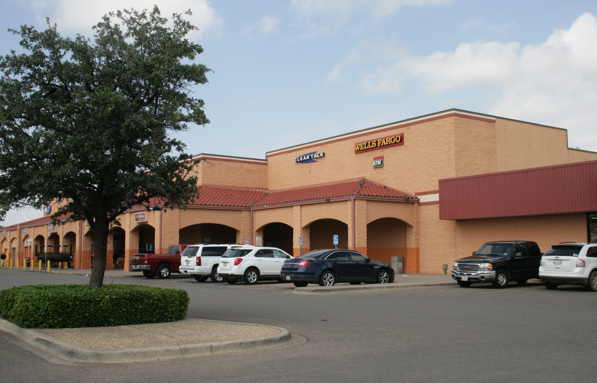 112 N University Ave, Lubbock, TX for Rent