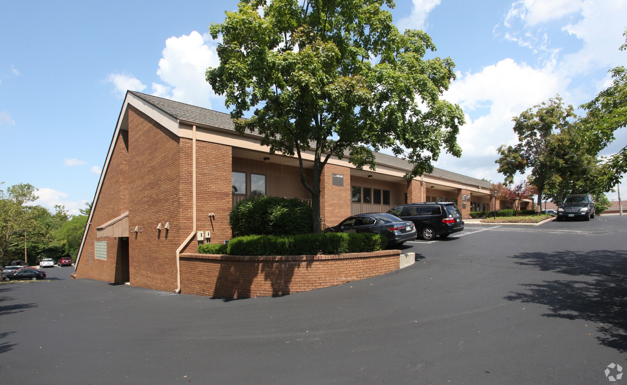 55 Caren Ave, Worthington, OH for Rent