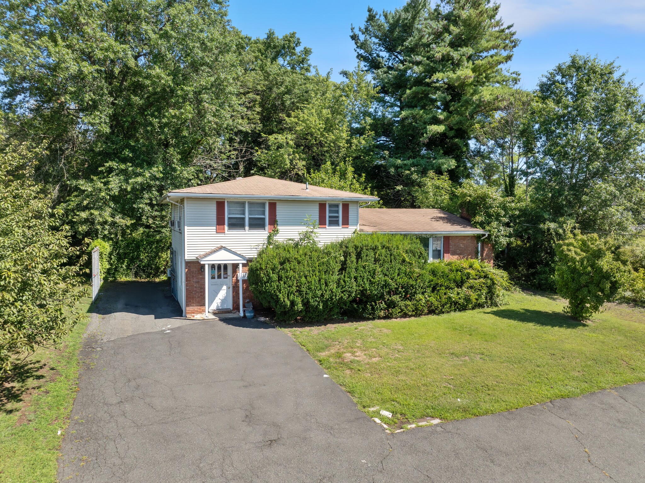 1158 Valley Rd, Stirling, NJ for Sale