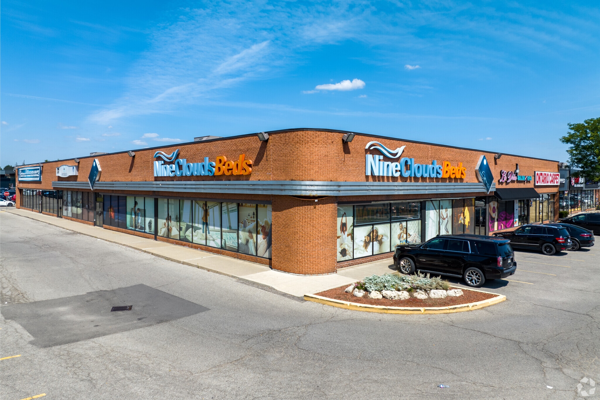 2273 Dundas St, Mississauga, ON for Rent