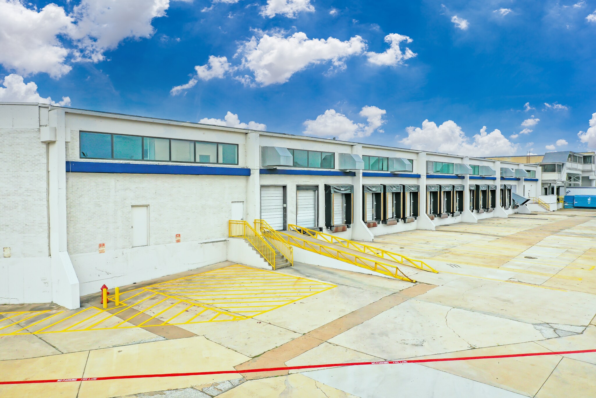 5500 South Fwy, Fort Worth, TX for Rent