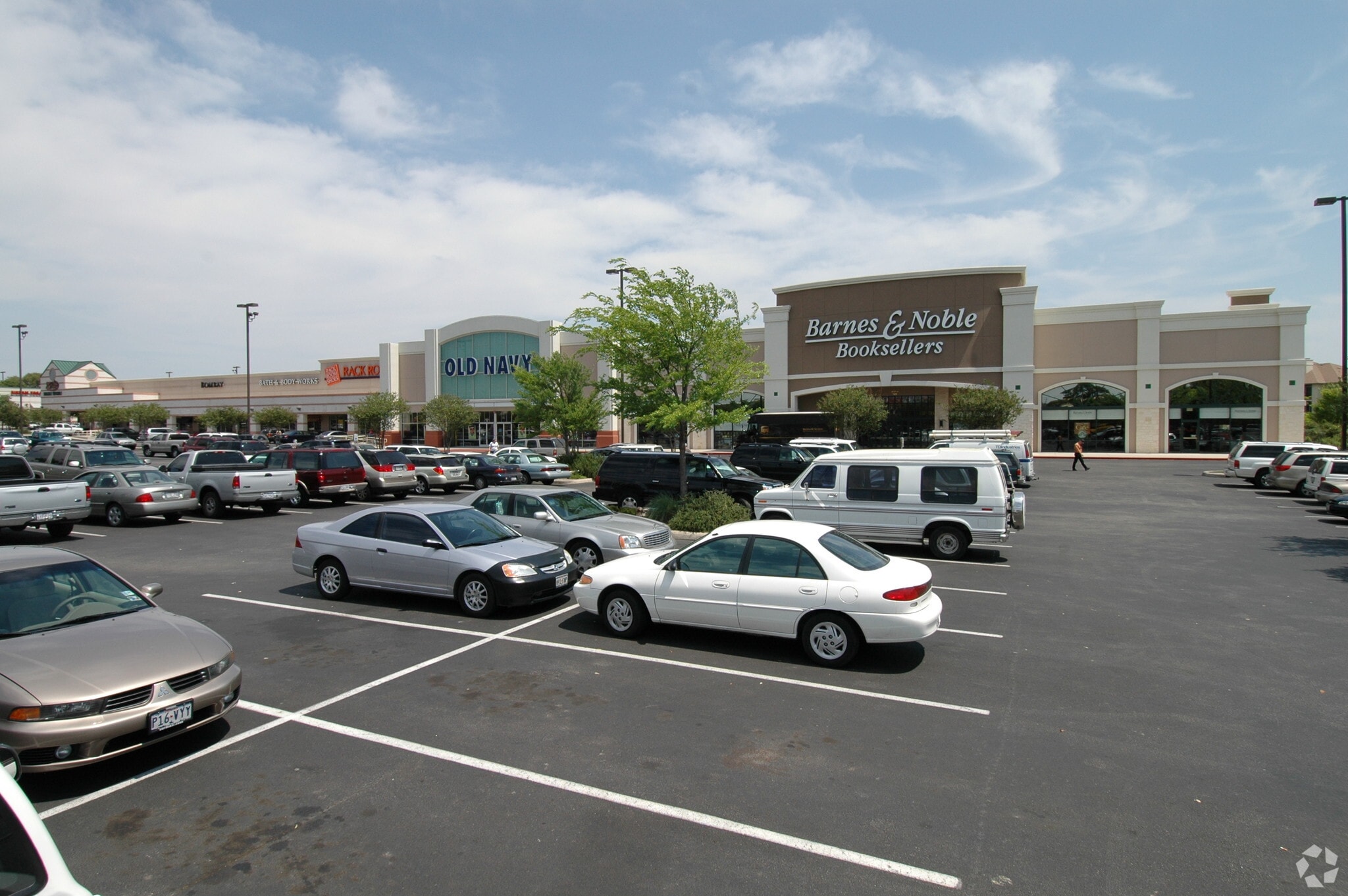 18138 San Pedro Ave, San Antonio, TX for Rent