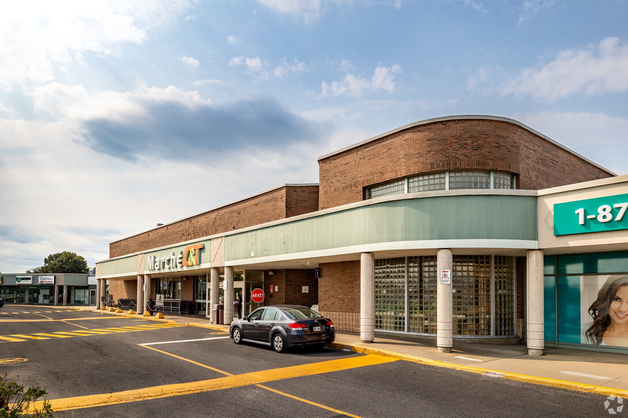 8200-8230 Boul Taschereau, Brossard, QC for Rent