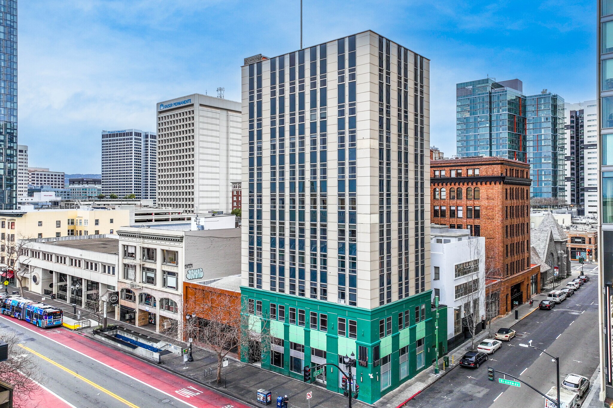 1700 Broadway, Oakland, CA for Rent