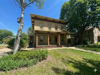 Whitewater, WI Office - 522 W Main St