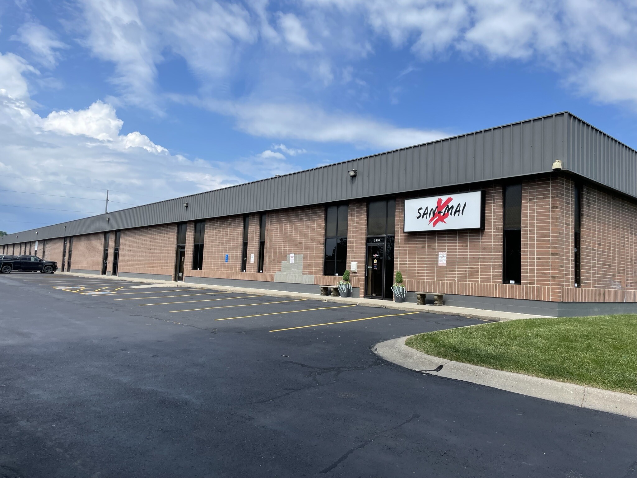 2410-2430 S 156th Cir, Omaha, NE for Rent