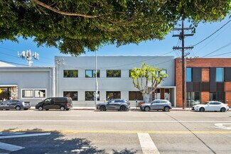 2222 S Barrington Ave  