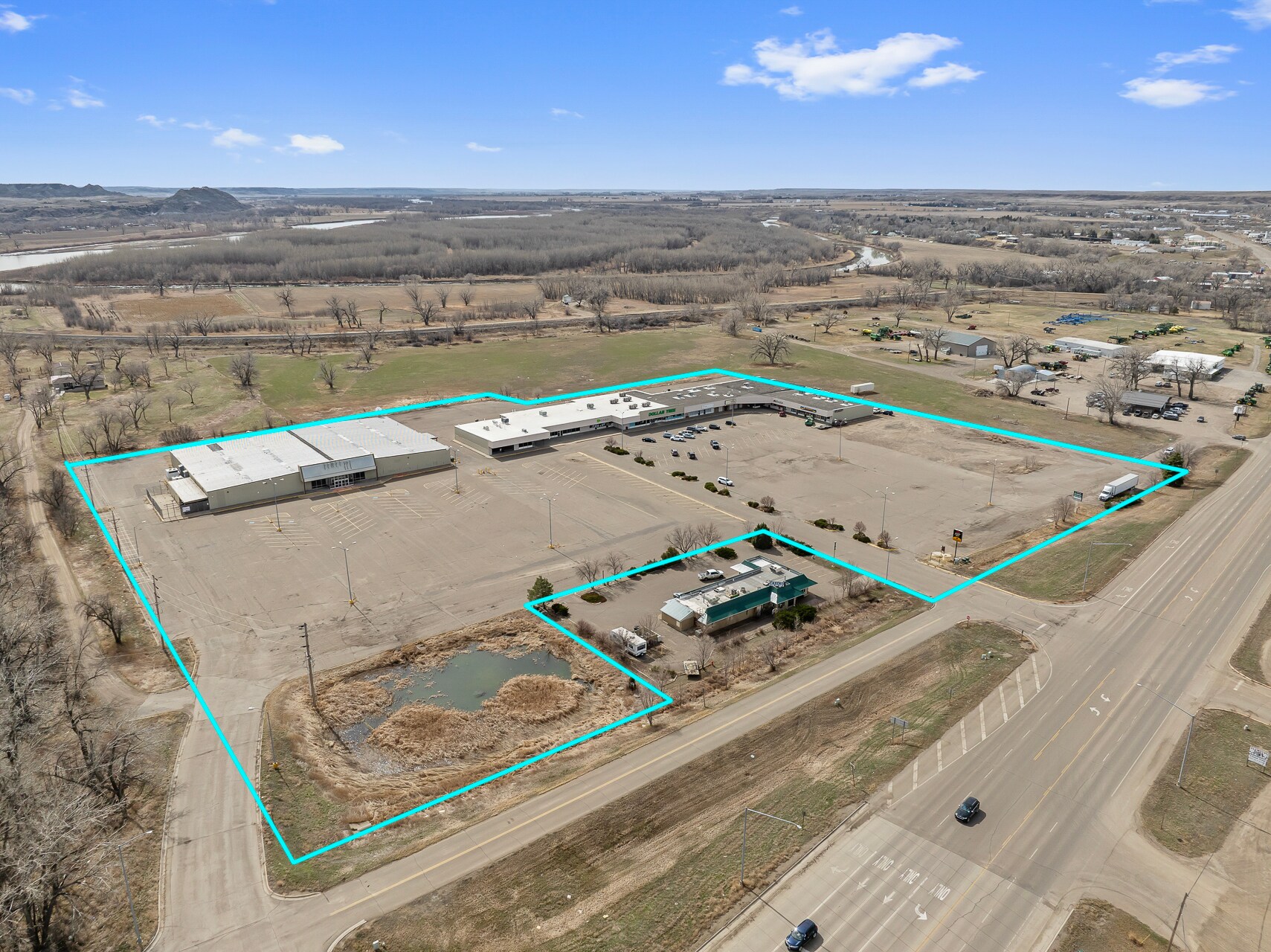 1515 W Bell St, Glendive, MT for Sale
