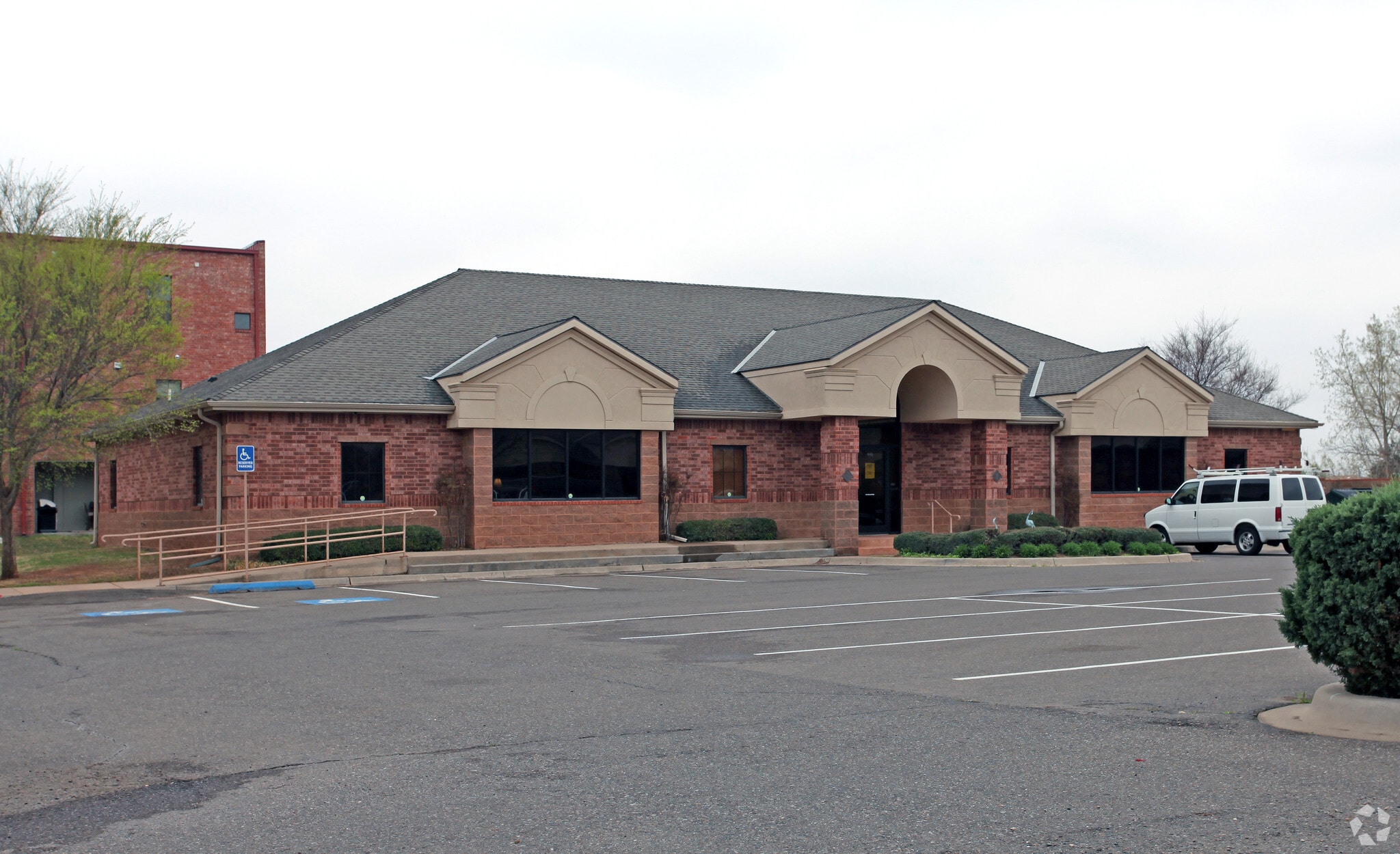 441 S Fretz Ave, Edmond, OK for Rent