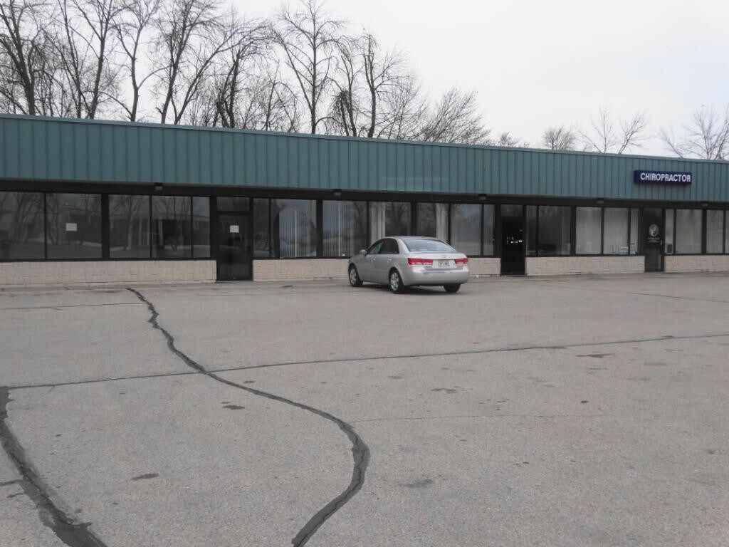 8020 Durand Ave, Sturtevant, WI for Rent