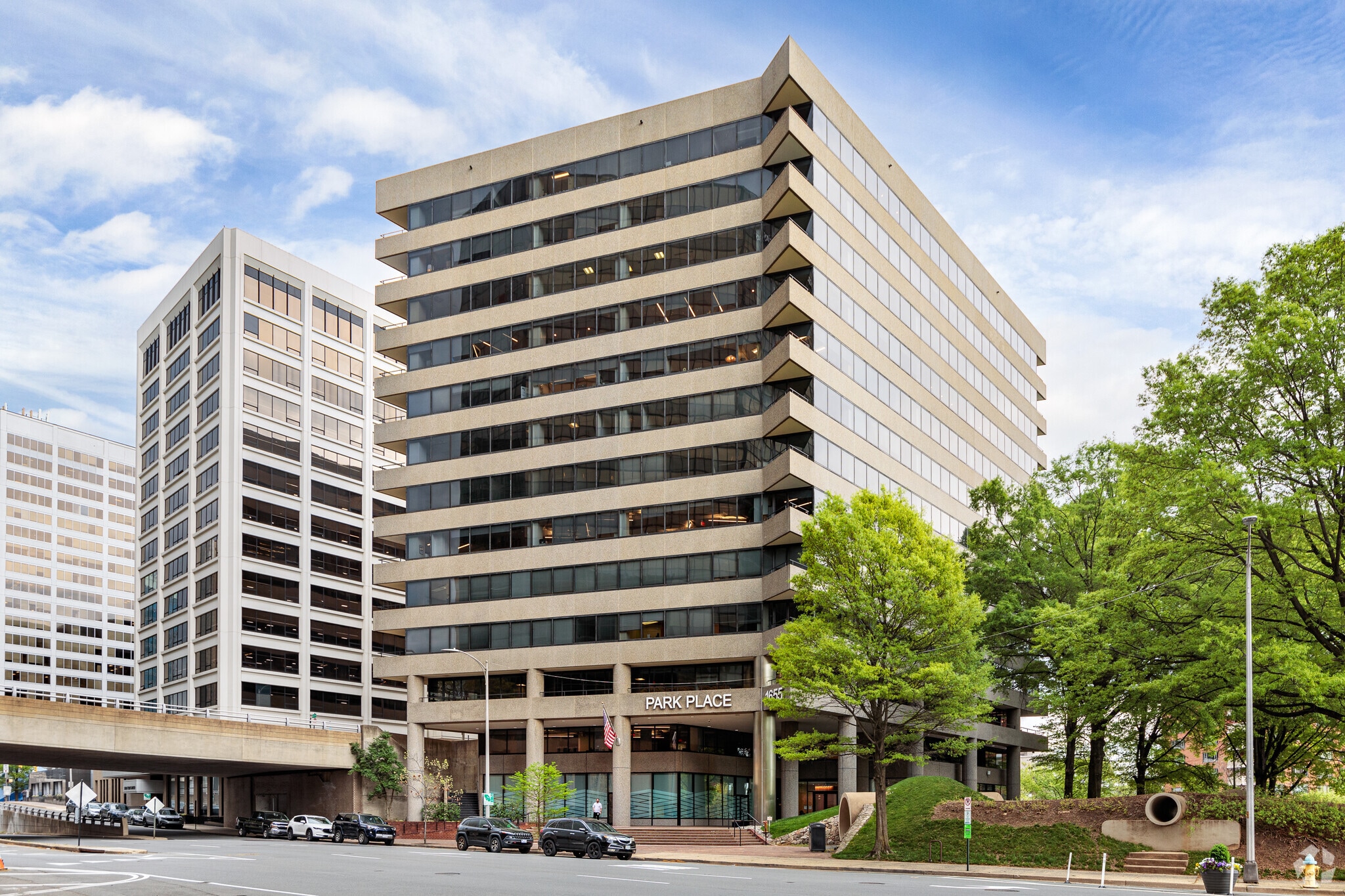 1655 Fort Myer Dr, Arlington, VA for Rent