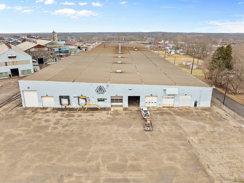 1001 E Broadway St, Alliance, OH for Rent