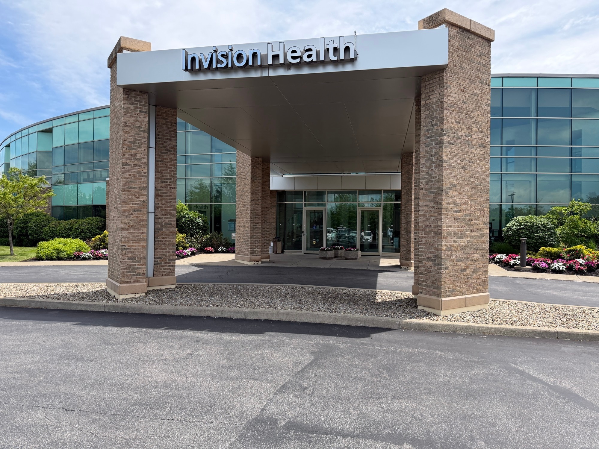 400 International Dr, Williamsville, NY for Rent