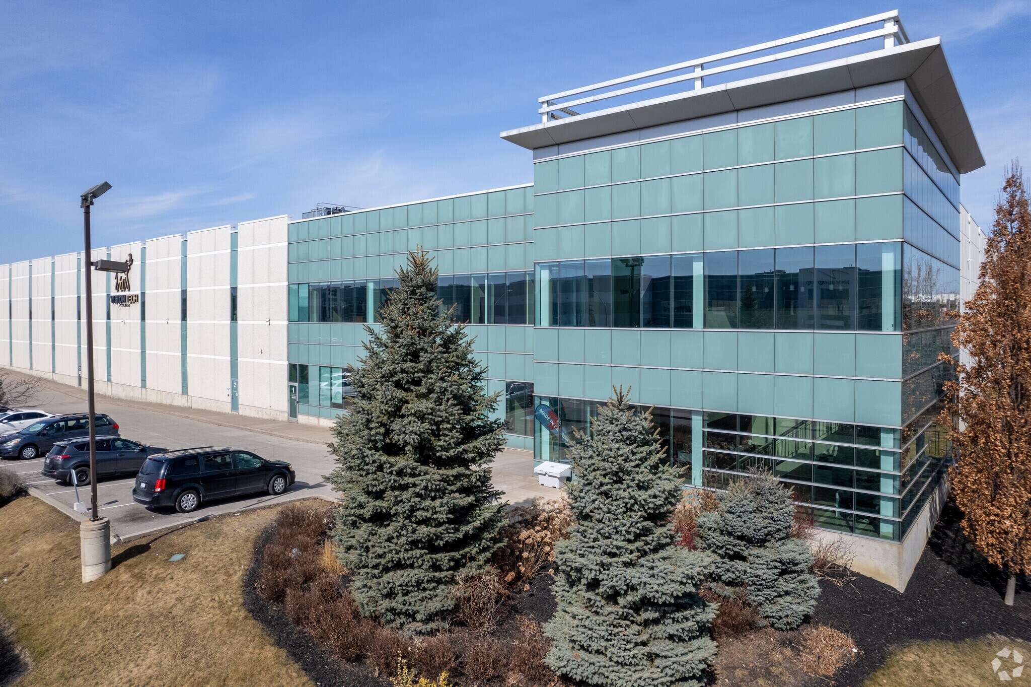 600 Zenway Blvd, Woodbridge, ON for Rent