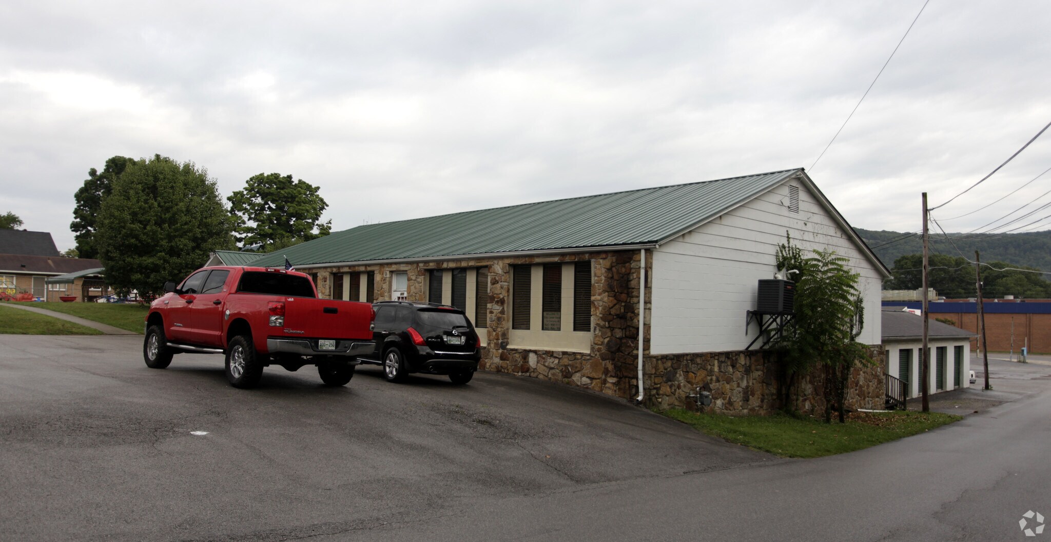 325 N Kingston Ave, Rockwood, TN for Sale