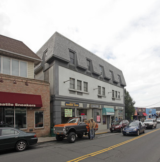 Port Jefferson, NY Storefront Retail/Residential - 202 Main St