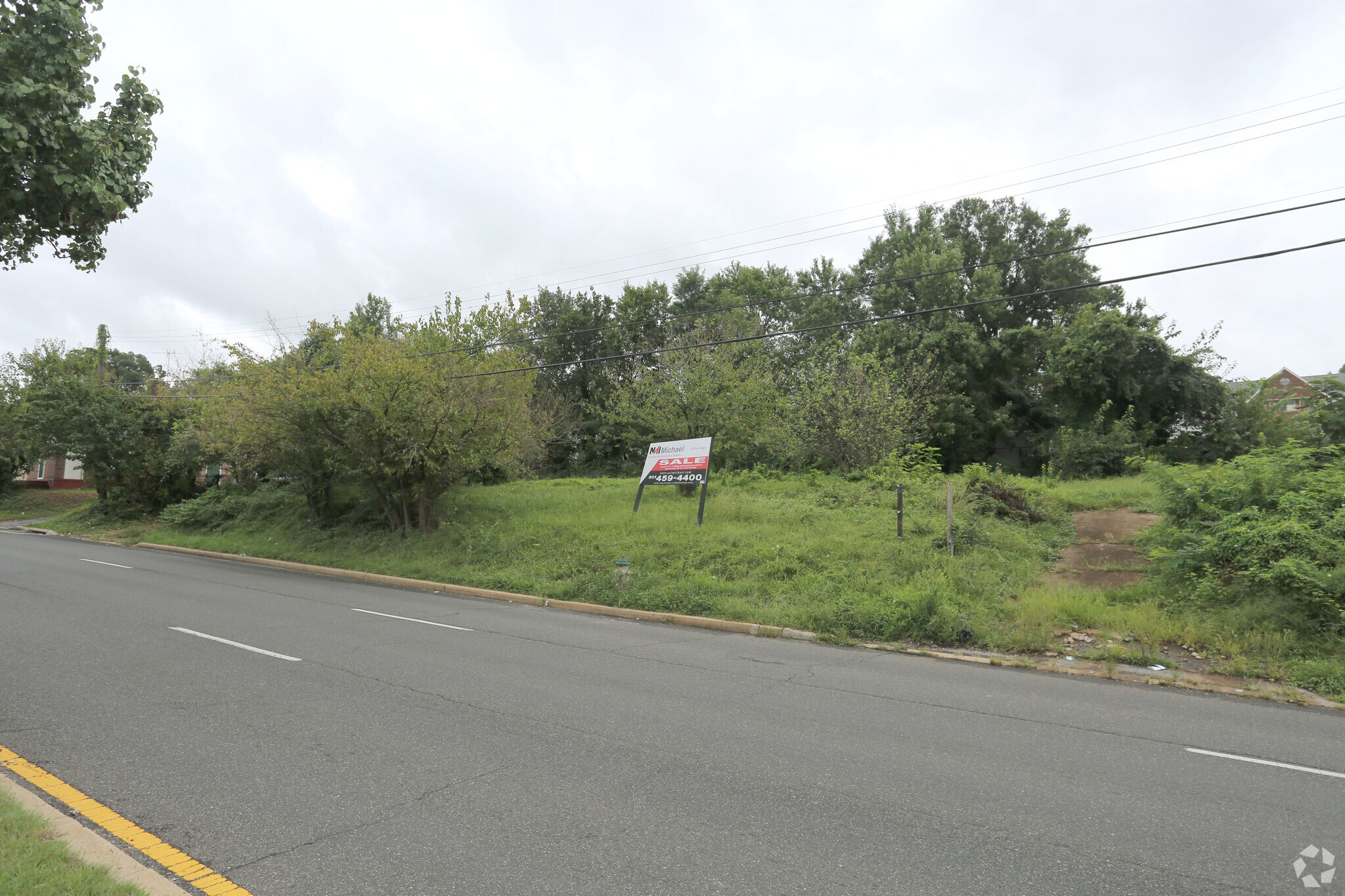 5623 Annapolis Rd Bladensburg, MD 20710 Land Property for Lease on