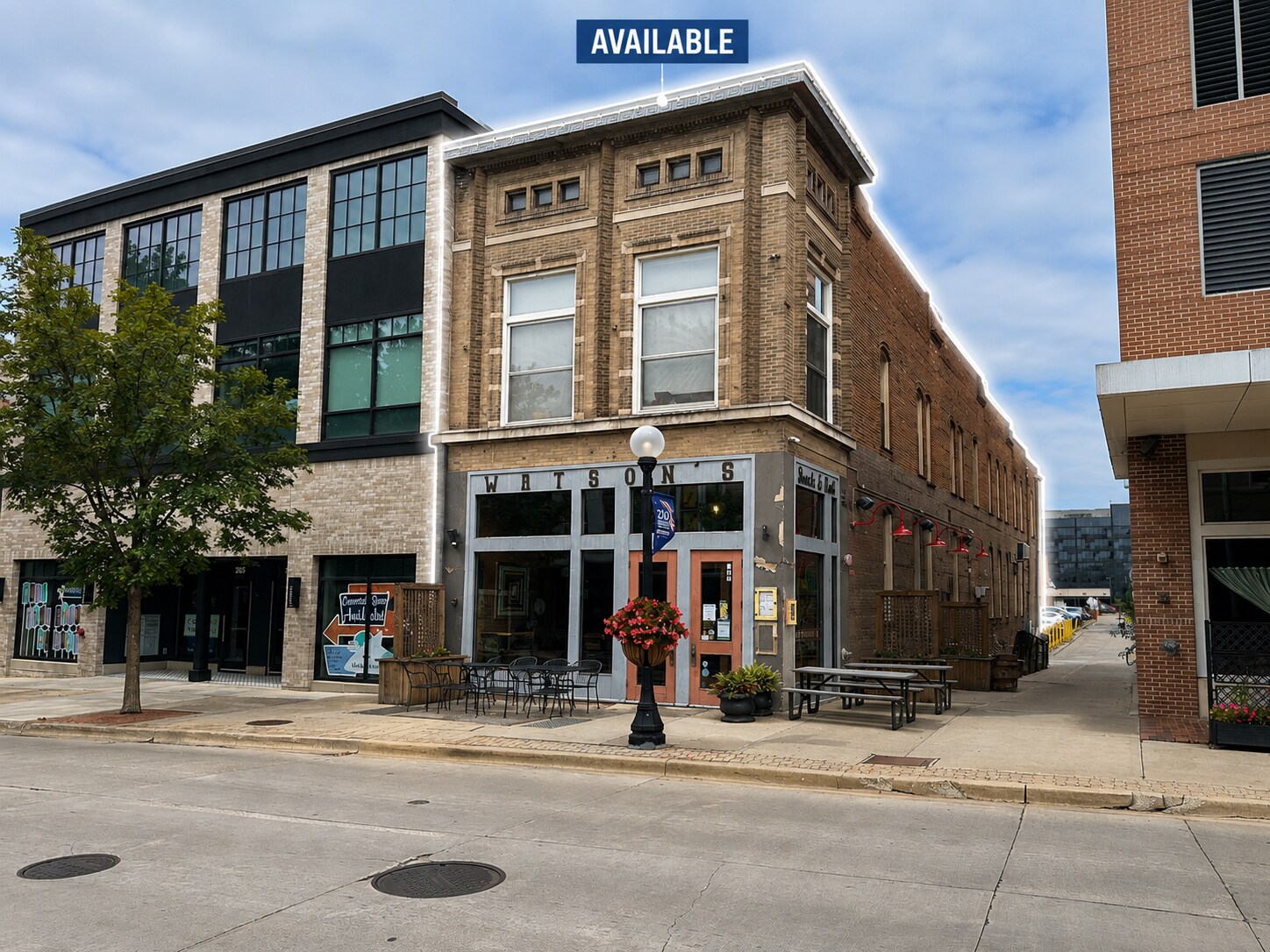 211 N Neil St, Champaign, IL for Rent