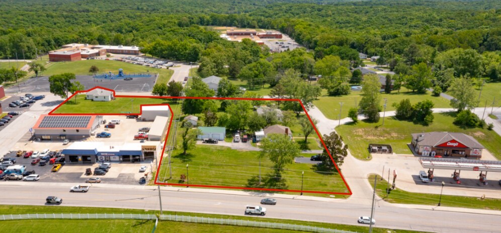 Hi Crest St, Hillsboro, MO for Sale