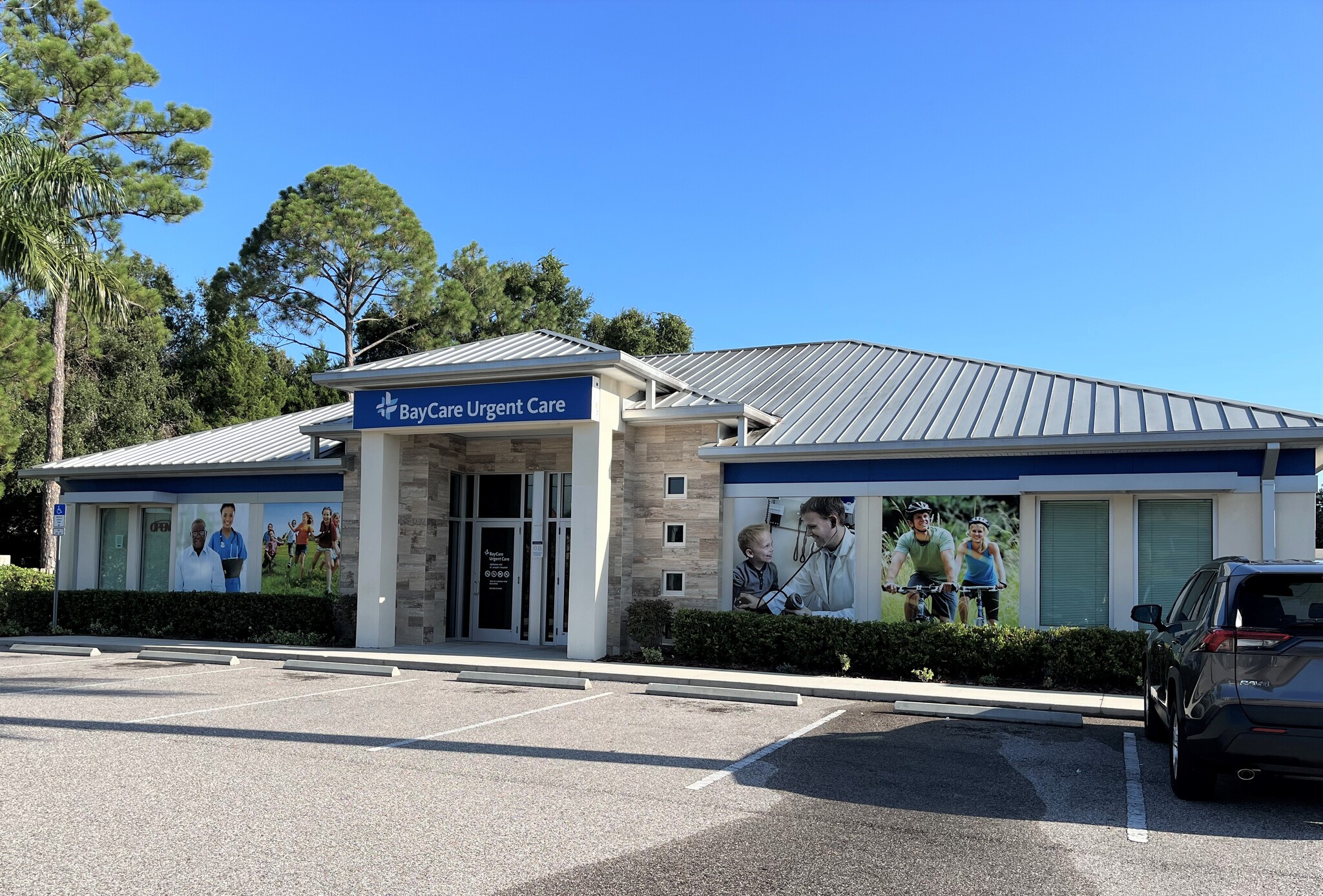 6909-6911 W Waters Ave, Tampa, FL for Sale