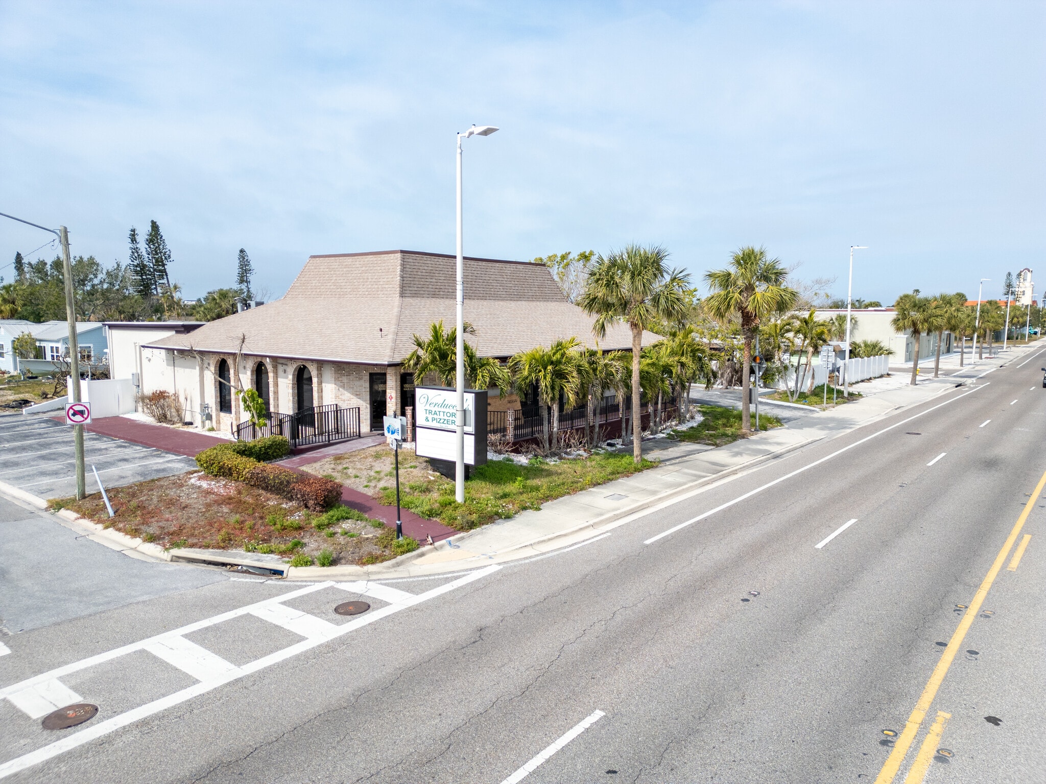 7800 Blind Pass Rd, Saint Pete Beach, FL for Rent