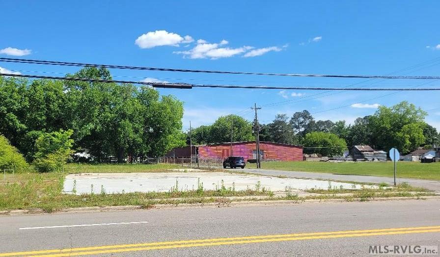 200N N McDaniel St, Enfield, NC for Sale