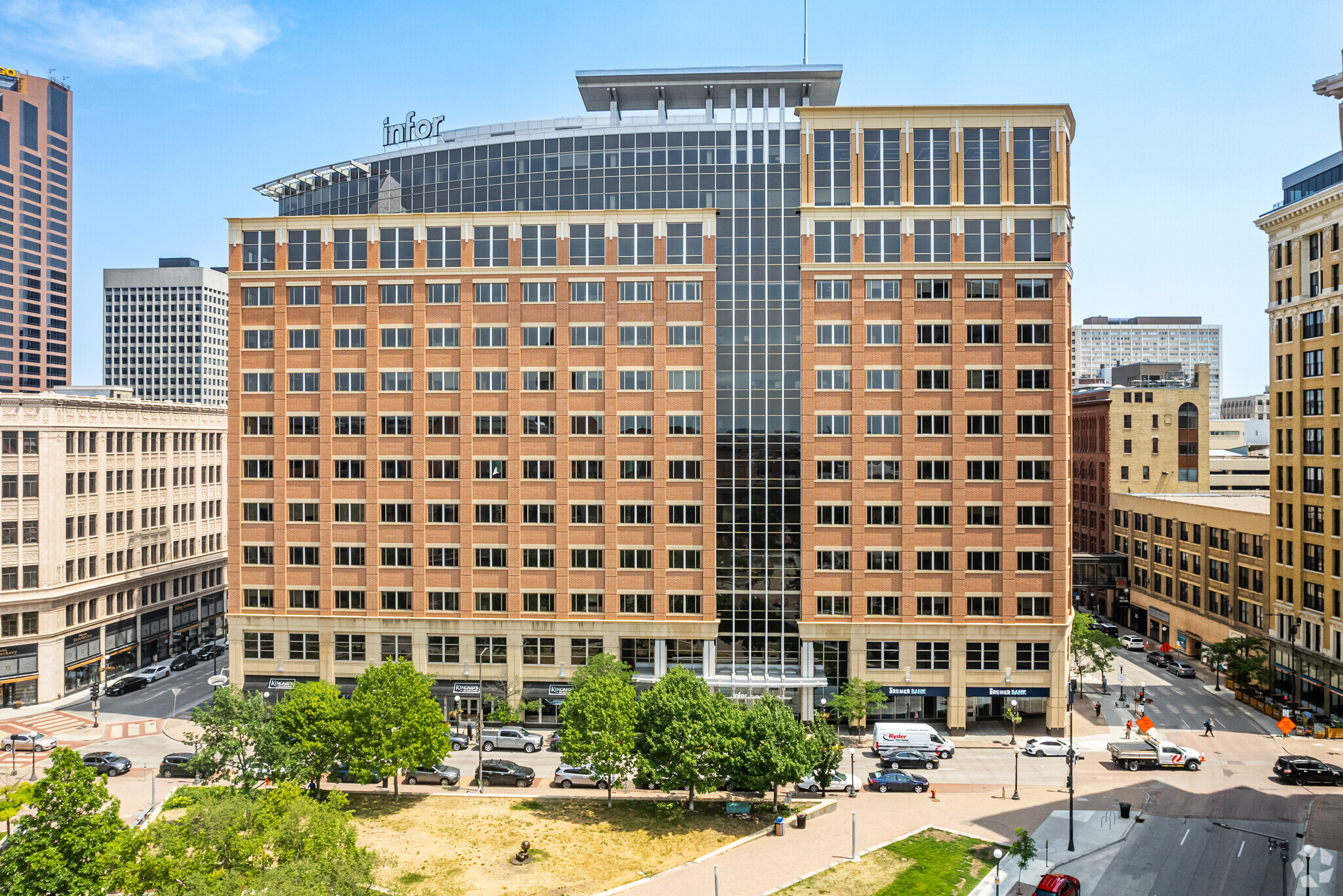 380-388 Saint Peter St, Saint Paul, MN for Rent