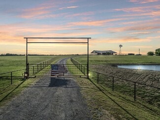 Leonard, TX Specialty - 1050 County Road 5025