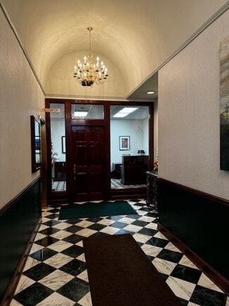 Charleston, WV Office - 208 Capitol St