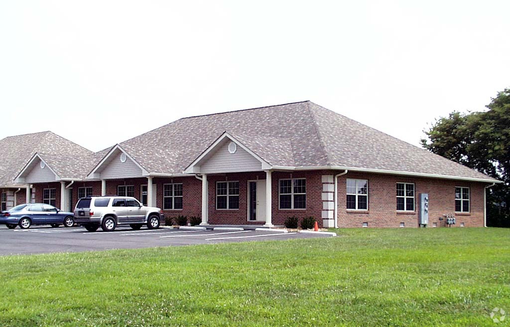 122 Lincoln Place Ct, Belleville, IL for Rent
