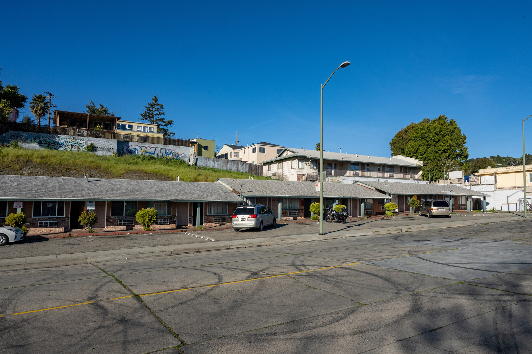 10100 MacArthur Blvd, Oakland, CA for Sale