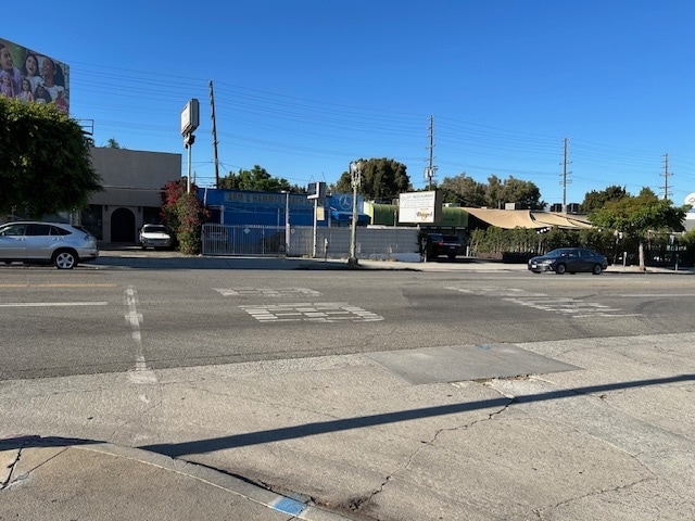 8955 W Pico Blvd, Los Angeles, CA for Sale