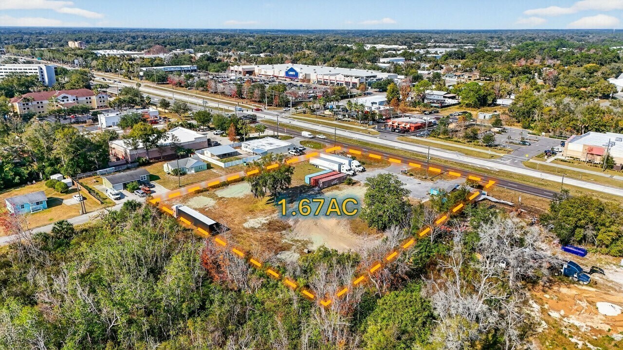 576 E International Speedway Blvd, Deland, FL for Sale